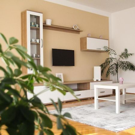 Apartments Marina Sveti Filip i Jakov Kültér fotó