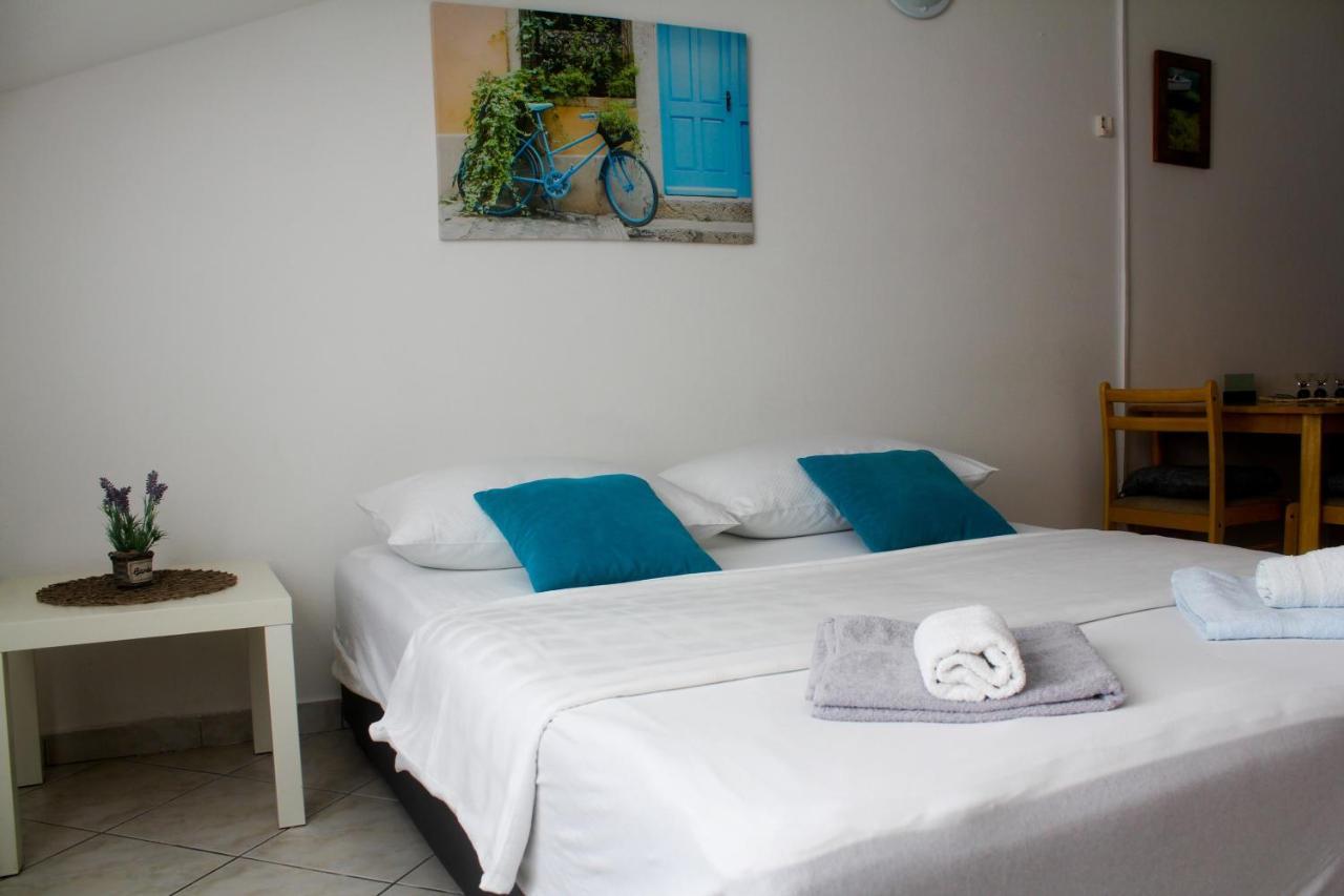 Apartments Marina Sveti Filip i Jakov Kültér fotó