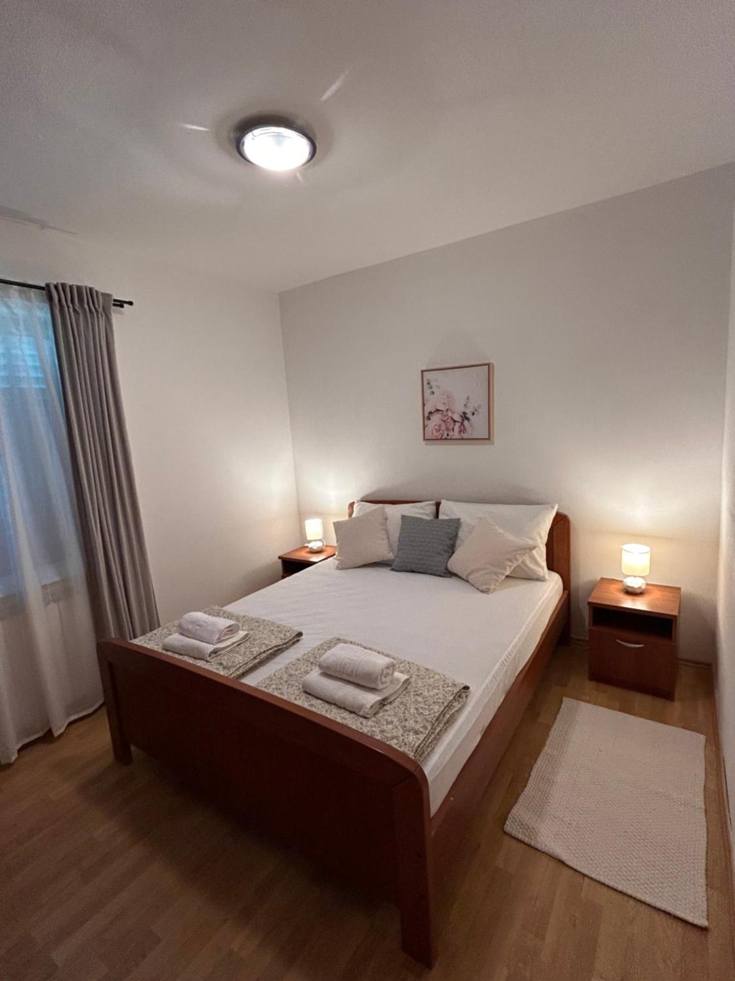 Apartments Marina Sveti Filip i Jakov Kültér fotó