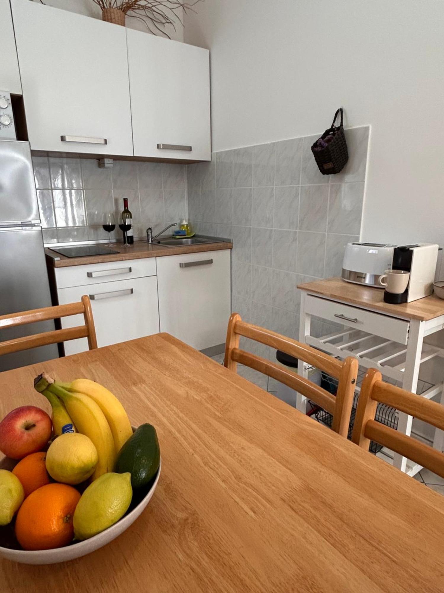 Apartments Marina Sveti Filip i Jakov Kültér fotó