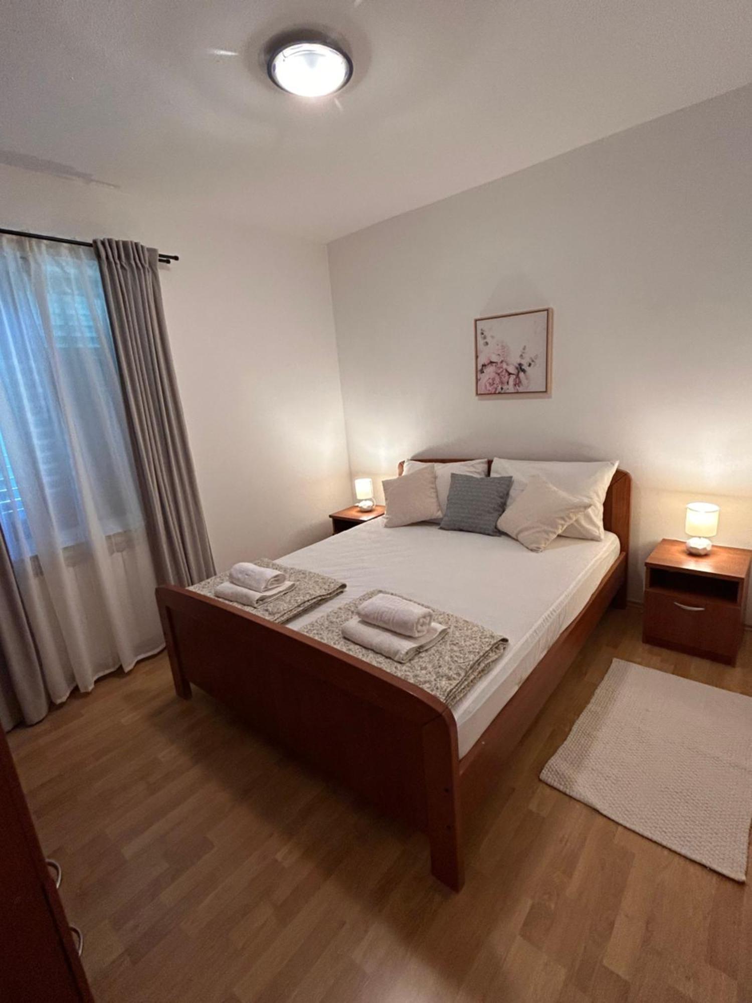 Apartments Marina Sveti Filip i Jakov Kültér fotó