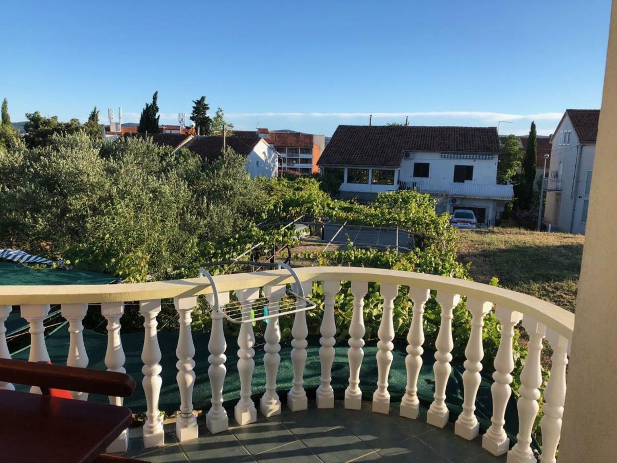 Apartments Marina Sveti Filip i Jakov Kültér fotó
